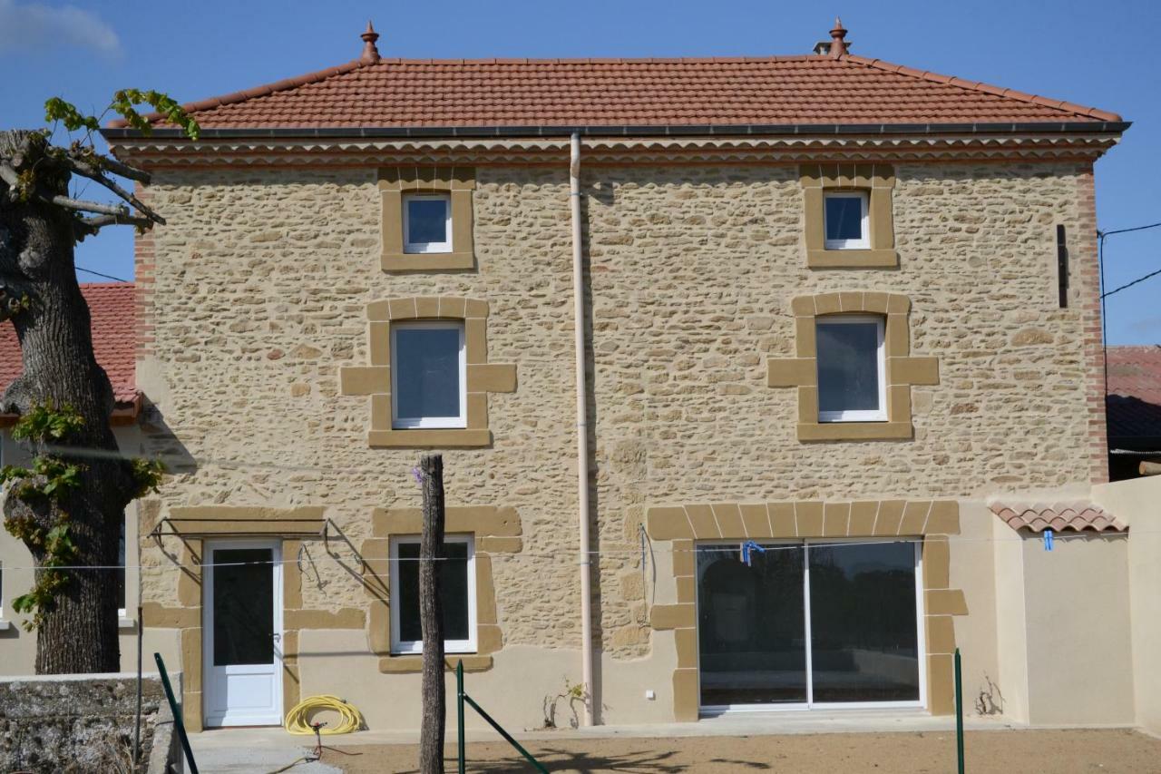 Gite les pins Montchenu Extérieur photo